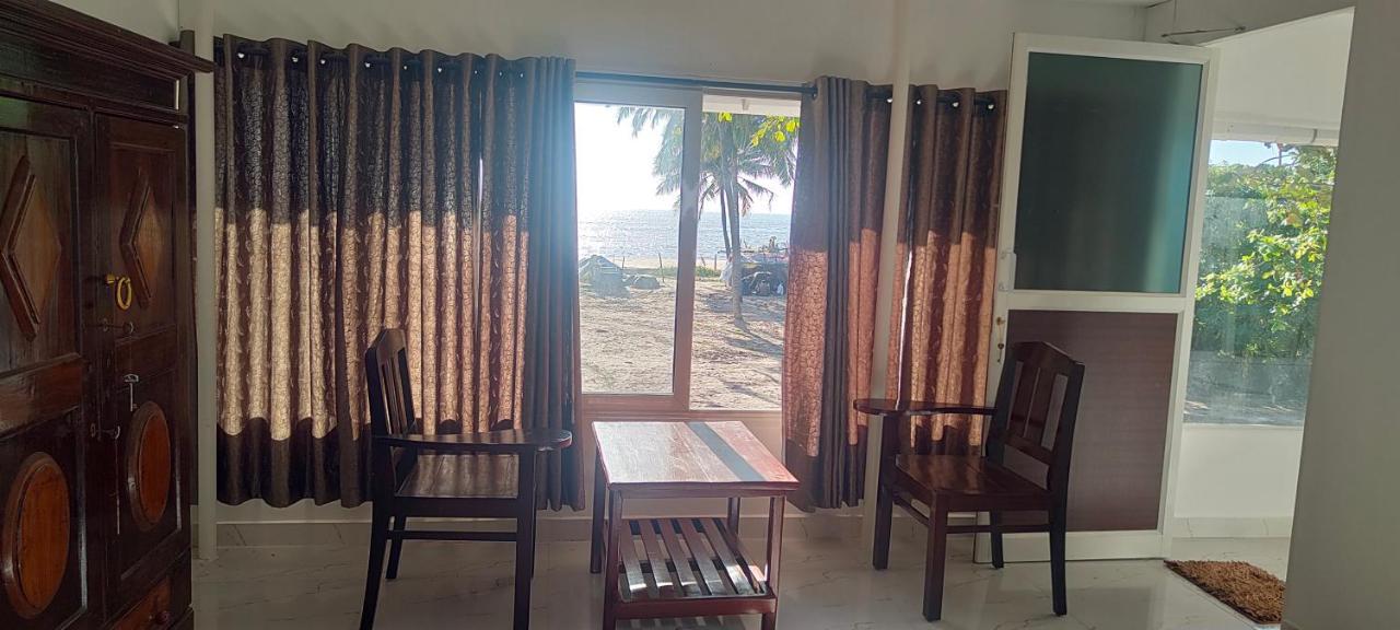 Marari Blue Whale Beach House Alappuzha Экстерьер фото