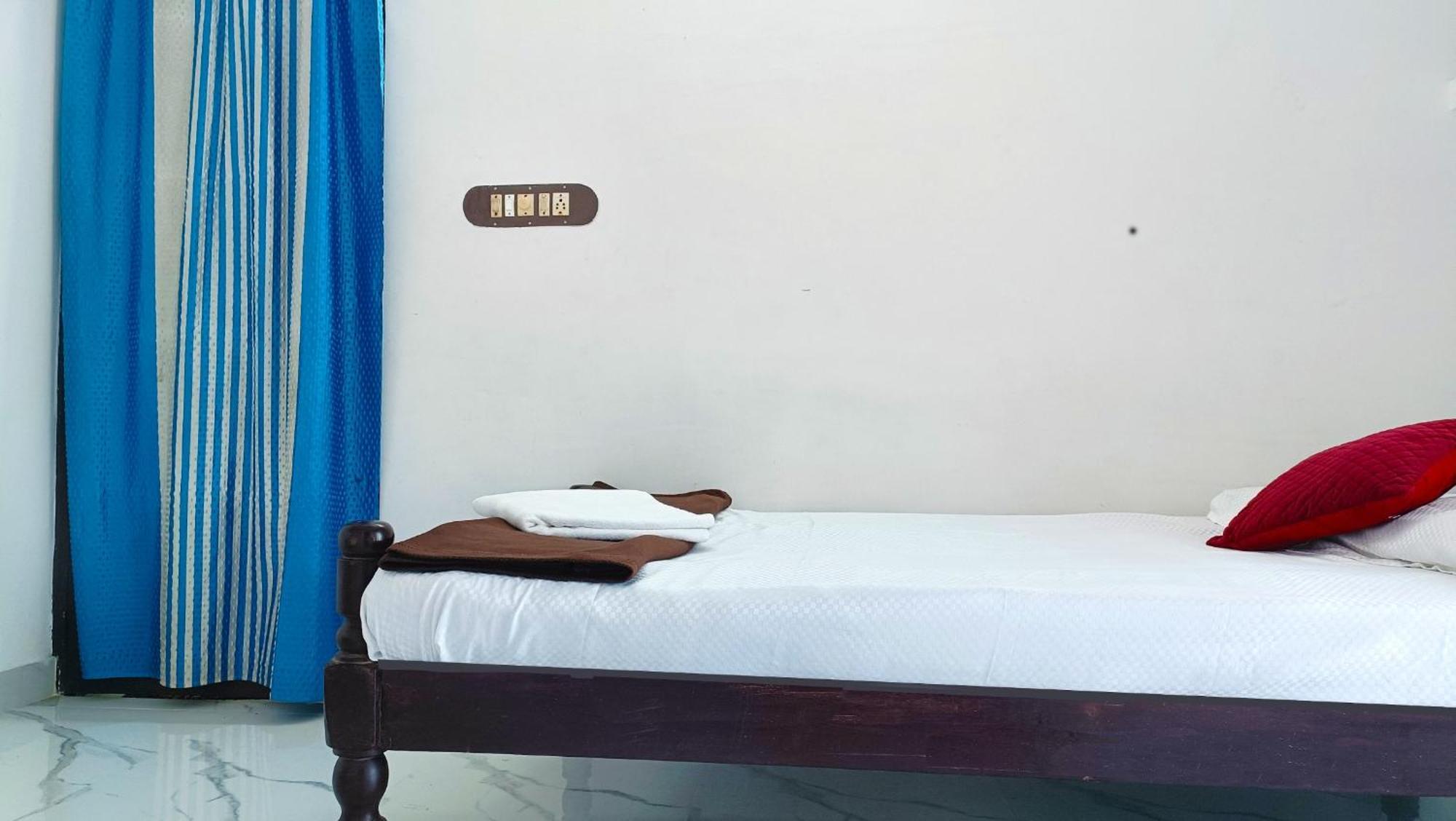 Marari Blue Whale Beach House Alappuzha Экстерьер фото