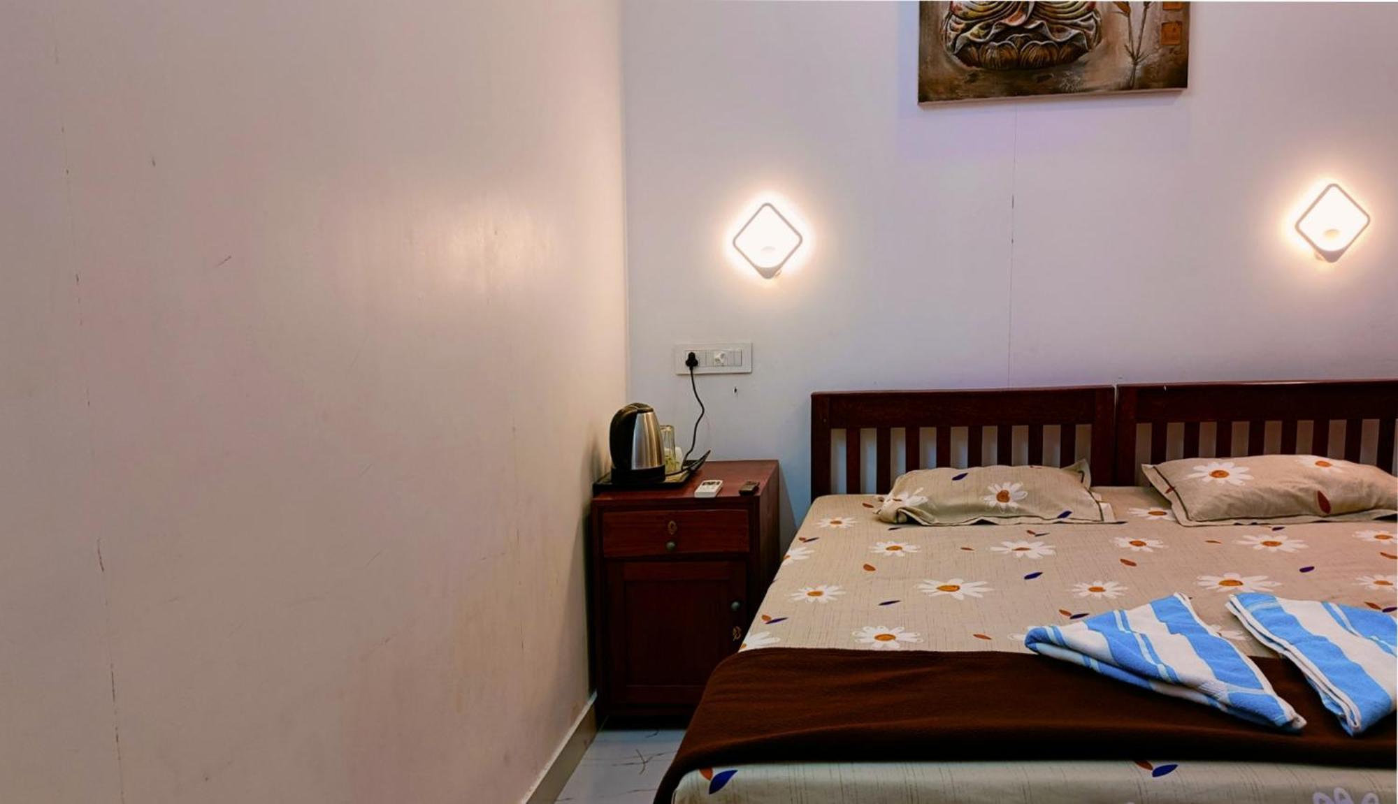 Marari Blue Whale Beach House Alappuzha Экстерьер фото