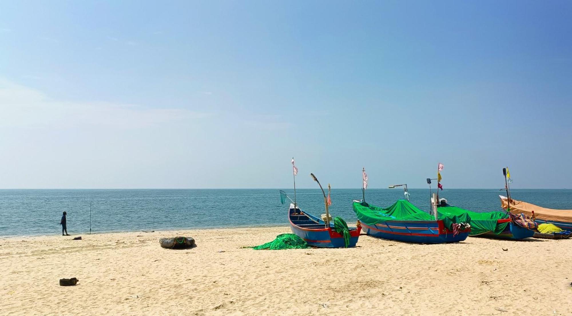 Marari Blue Whale Beach House Alappuzha Экстерьер фото